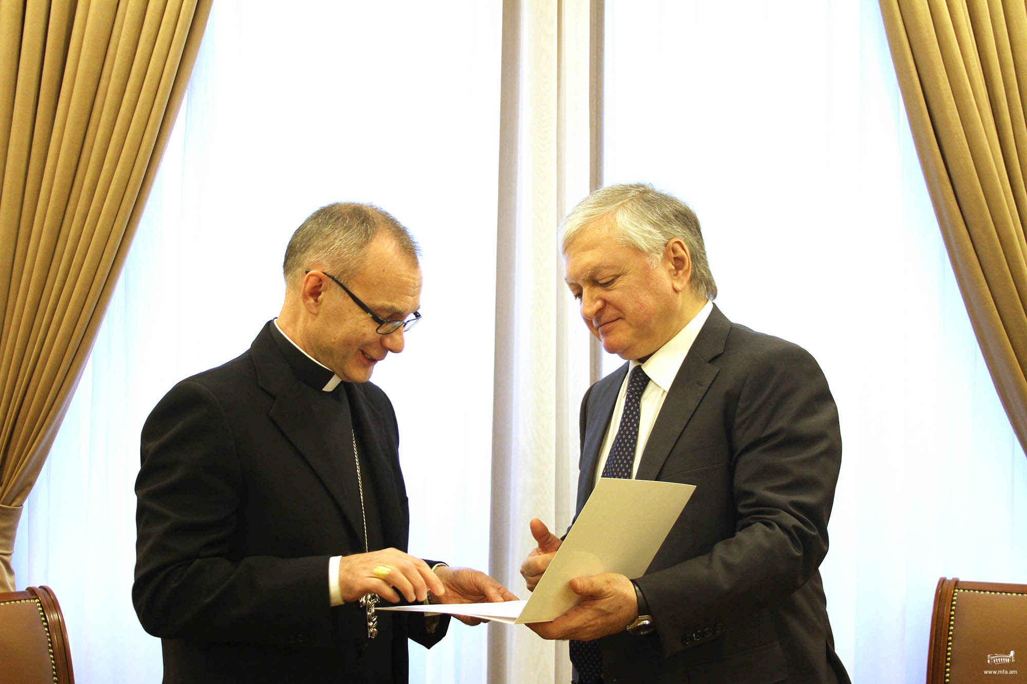 Nuncio of the Holy See to Armenia was awarded with the MFA Medal of Honour