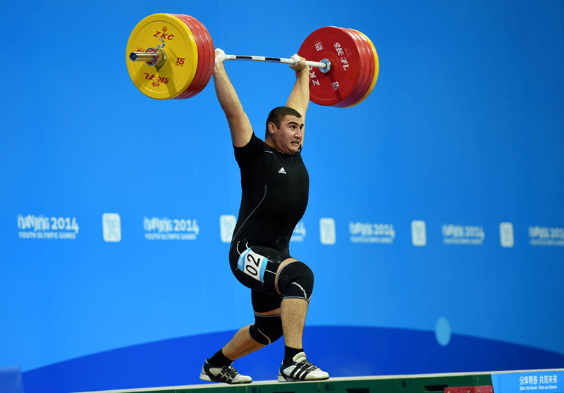 Armenian Olympian Simon Martiroyan crowned World Junior Weightlifting Champion