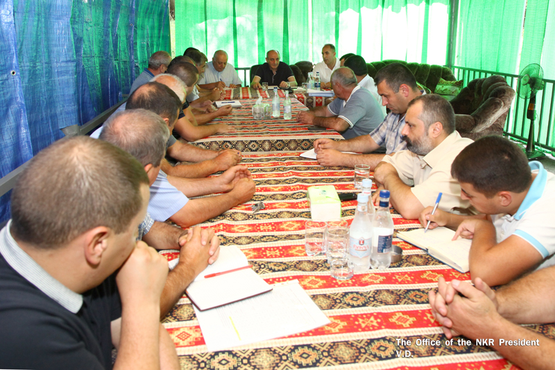 Bako Sahakyan convened a consultation