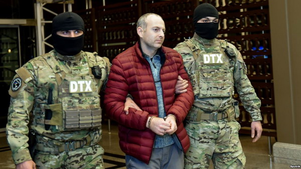 Azerbaijan Sentences Russian-Israeli Blogger Alexander Lapshin Over Trips To Karabakh