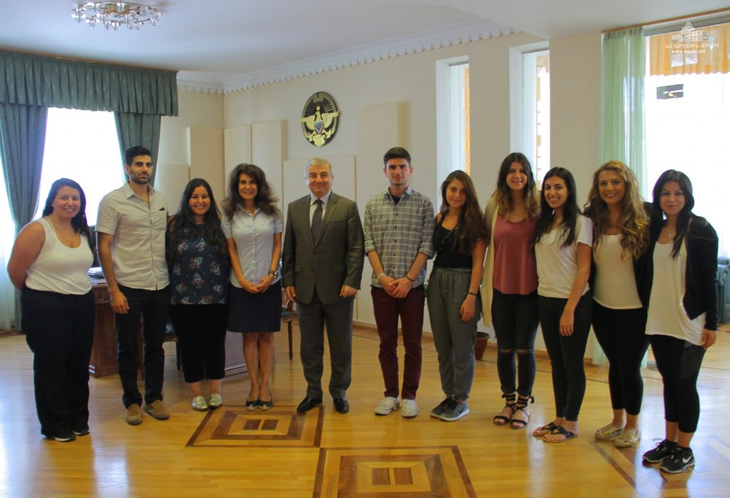AYF ‘With Our Soldiers’ Program Reps Meet with the Speaker of Artsakh’s National Assembly