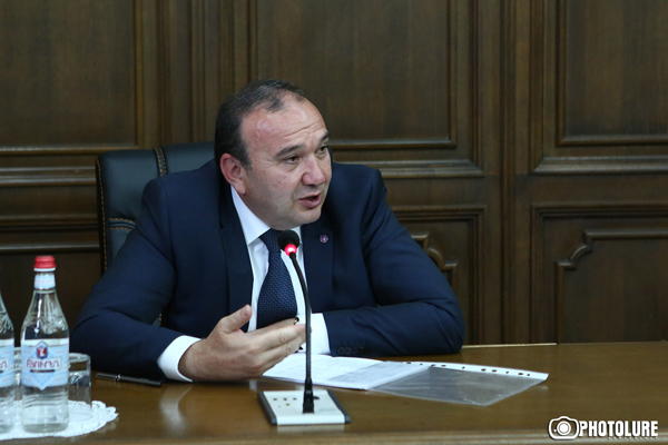 Levon Mkrtchyan on sticking the president’s photo at schools and his new deputy