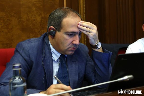 ‘In the war year, we have a serious crisis of confidence as a state’, Pashinyan