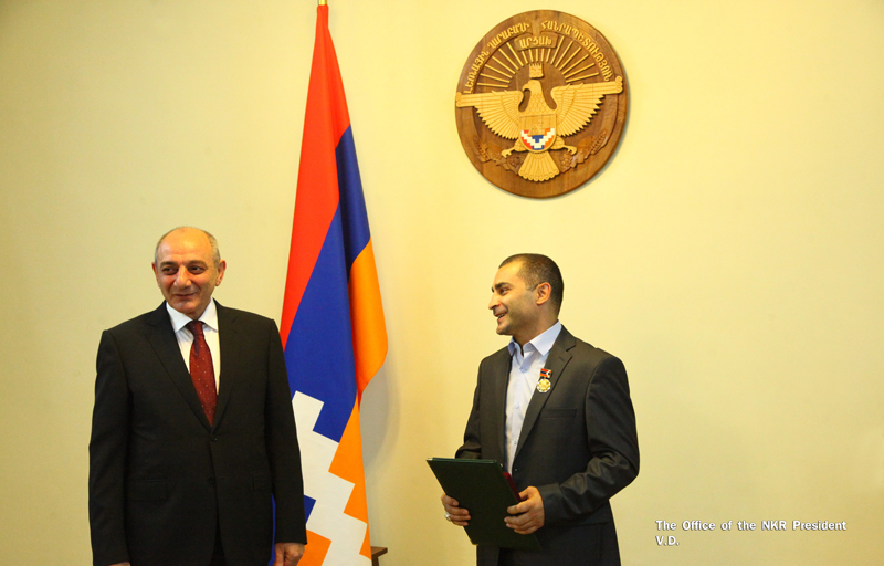 Artsakh President received Vic Darchinyan