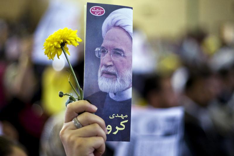 Iranian opposition figure ends hunger strike