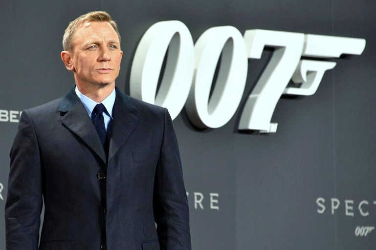 Daniel Craig to return as James Bond