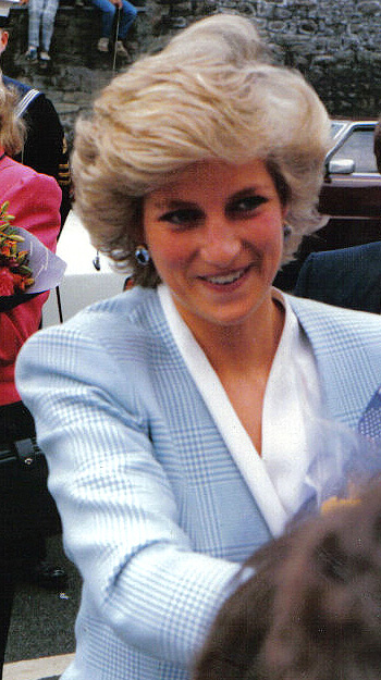 Princess Diana’s treasured belongings exhibited at Buckingham Palace