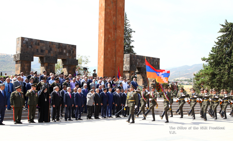 Presidents of Armenia and Artsakh partook festive events dedicated to 26 anniversary of NKR proclamation