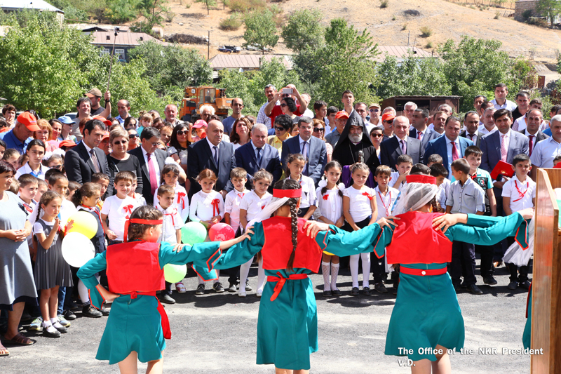 Artsakh President paryook at opening of newly-built school