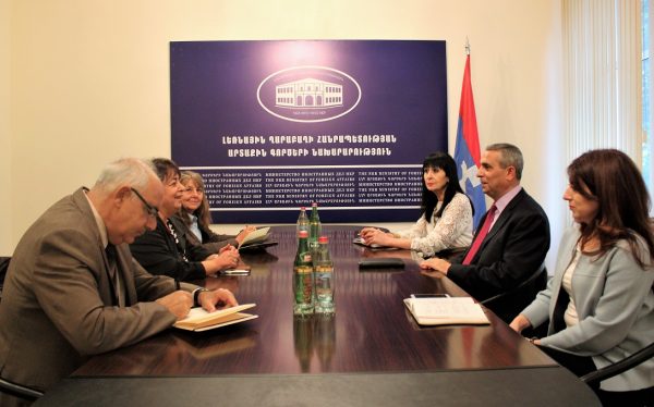 Artsakh FM received members of the Support to Karabakh Union