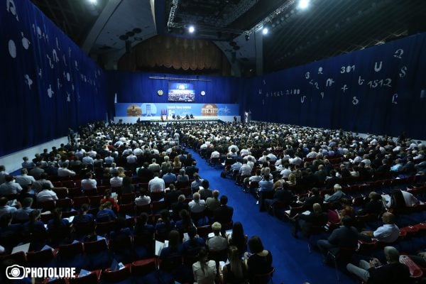 Survey: The majority thinks that the Armenia-Diaspora Forum was another useless gathering