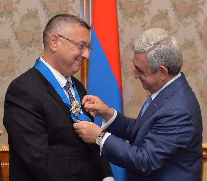 Assembly Co-Chair Van Krikorian awarded Armenia’s medal of honor by President Sargsyan