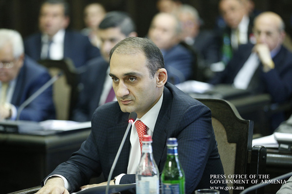 Why Armenia’s head of state revenue committee did not serve in army?