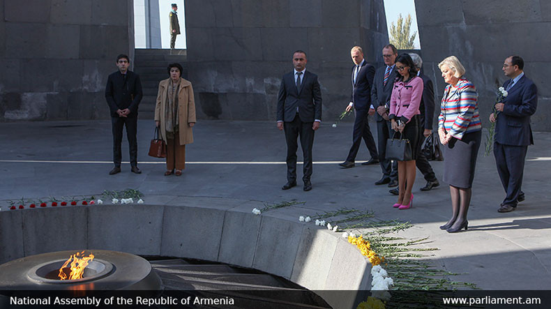 President of Dutch Senate Pays Tribute to Armenian Genocide Victims in Yerevan