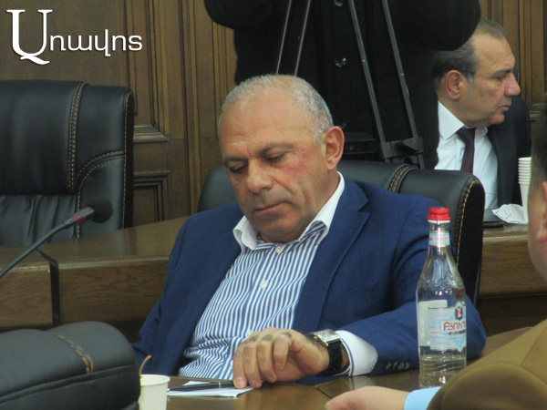‘Call them to account’: Who Alik Sargsyan blames for Artashat-Yerevan highway accidents