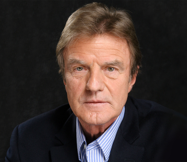Bernard Kouchner Joins the Aurora Prize Selection Committe
