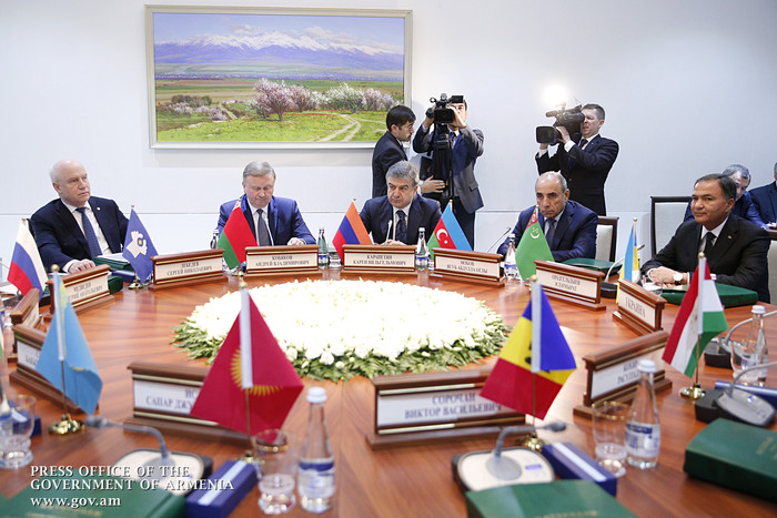 Karen Karapetyan attends CIS Heads of Government Council meeting in Tashkent