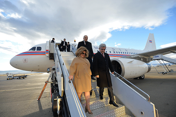 President Serzh Sargsyan arrives in Georgia on official visit: photos