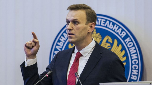 Russian Opposition Leader Alexey Navalny Calls for Protests to Boycott Presidential Election