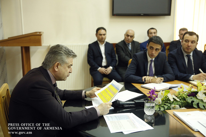 “Each unit must clearly formulate its tasks” – Karen Karapetyan visits Ministry of Labor and Social Affairs