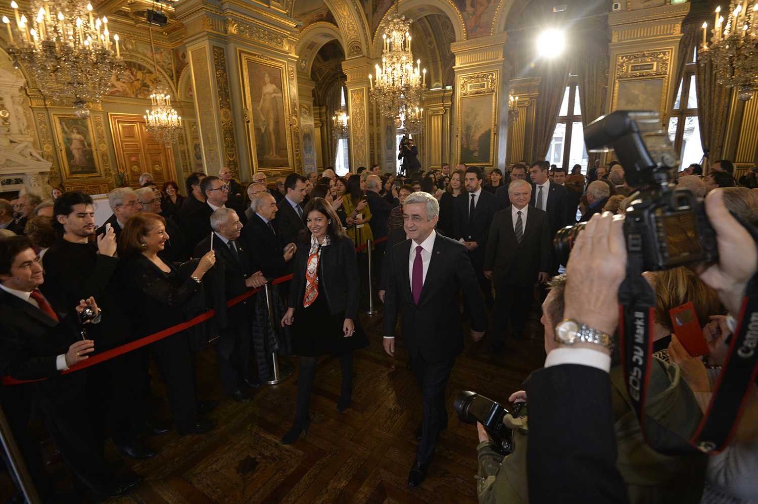 President Sargsyan meets with Paris Mayor Anne Hidalgo