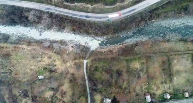 Tails from Akhtala tailings dam flow into the Debed river – SUT.am