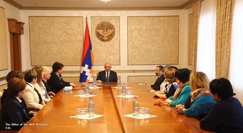 Bako Sahakyan received members of the “Mayrutyun” public organization