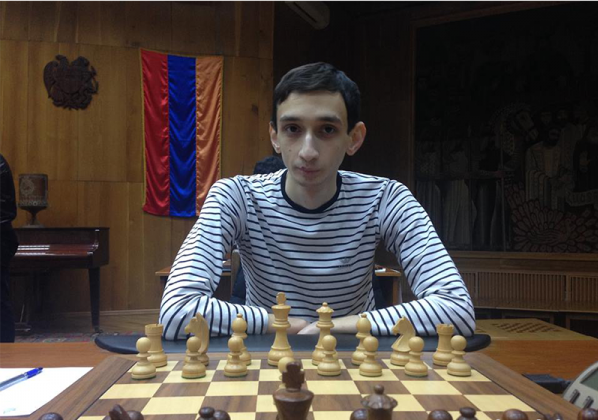 Robert Hovhannisyan sole leader at European Individual Chess Championship
