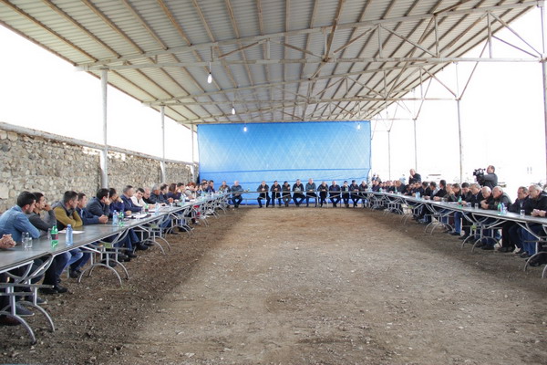 Bako Sahakyan Met in the Araksavan Settlement With a Group of Young Agrarians