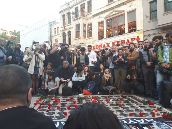 Turkish police disrupt public April 24th commemorations in Istanbul