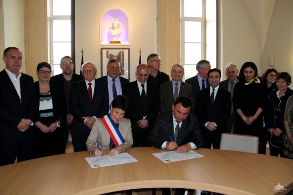 Declaration of Friendship between the Towns of Bourg-de-Péage in France and Martuni in Artsakh