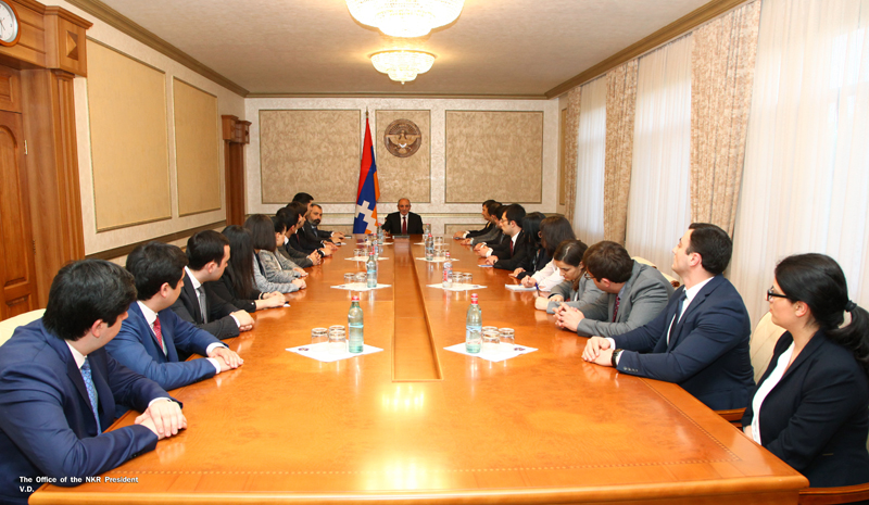 Bako Sahakyan met a group of students from the Diplomatic School