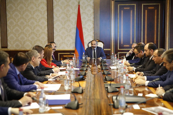 Prime Minister Nikol Pashinyan Chairs Consultation on Preparations for 17th Francophonie Summit