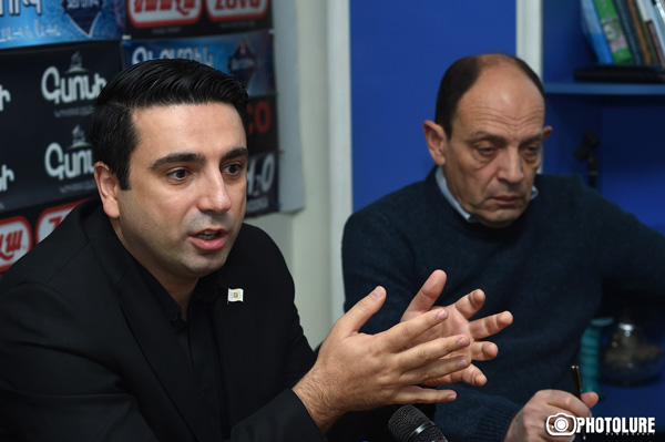 Taron Margaryan Sends Protocol to CEC On Early Termination of City Council Member Alen Simonyan’s Mandate