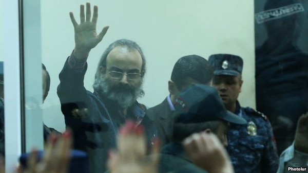 Jailed Zhirayr Sefilian and Varuzhan Avetisian Criticized Nikol Pashinian