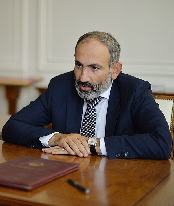 Nikol Pashinyan, demonstrating Baghramyan 26