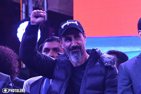 Nikol Pashinyan: Serj Tankian promised to think of moving to Armenia for permanent residency