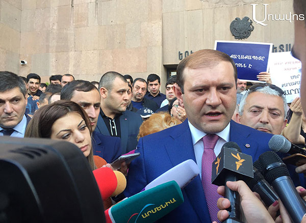 Yerevan’s Mayor: ‘Unacceptable all over the world for a new political force to suppress local self-governing bodies after coming to power’