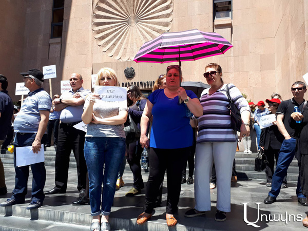 Protesters demand Taron Margaryan’s resignation