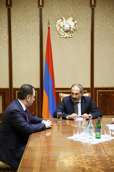 Vigen Sargsyan to introduce Pashinyan how to export some types of weapons of Armenian production