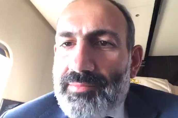 Nikol Pashinyan demonstrates Prime Minister’s helicopter
