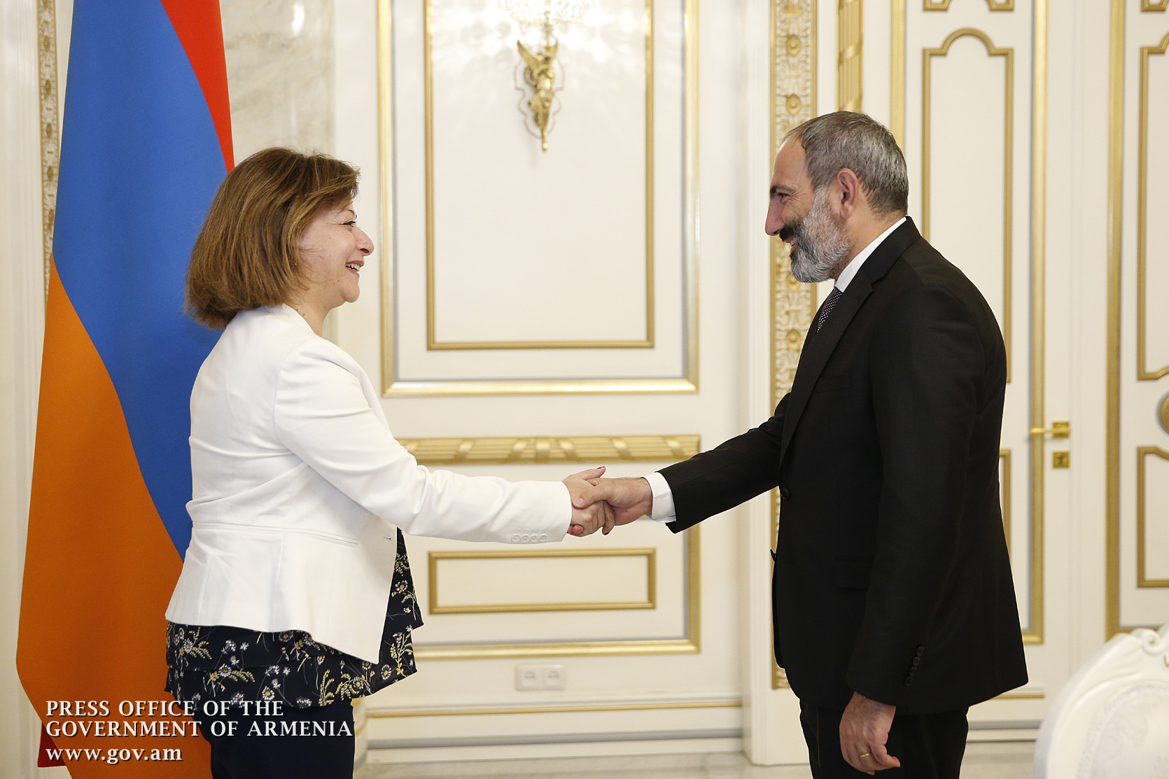 Nikol Pashinyan receives Lebanese ambassador to Armenia