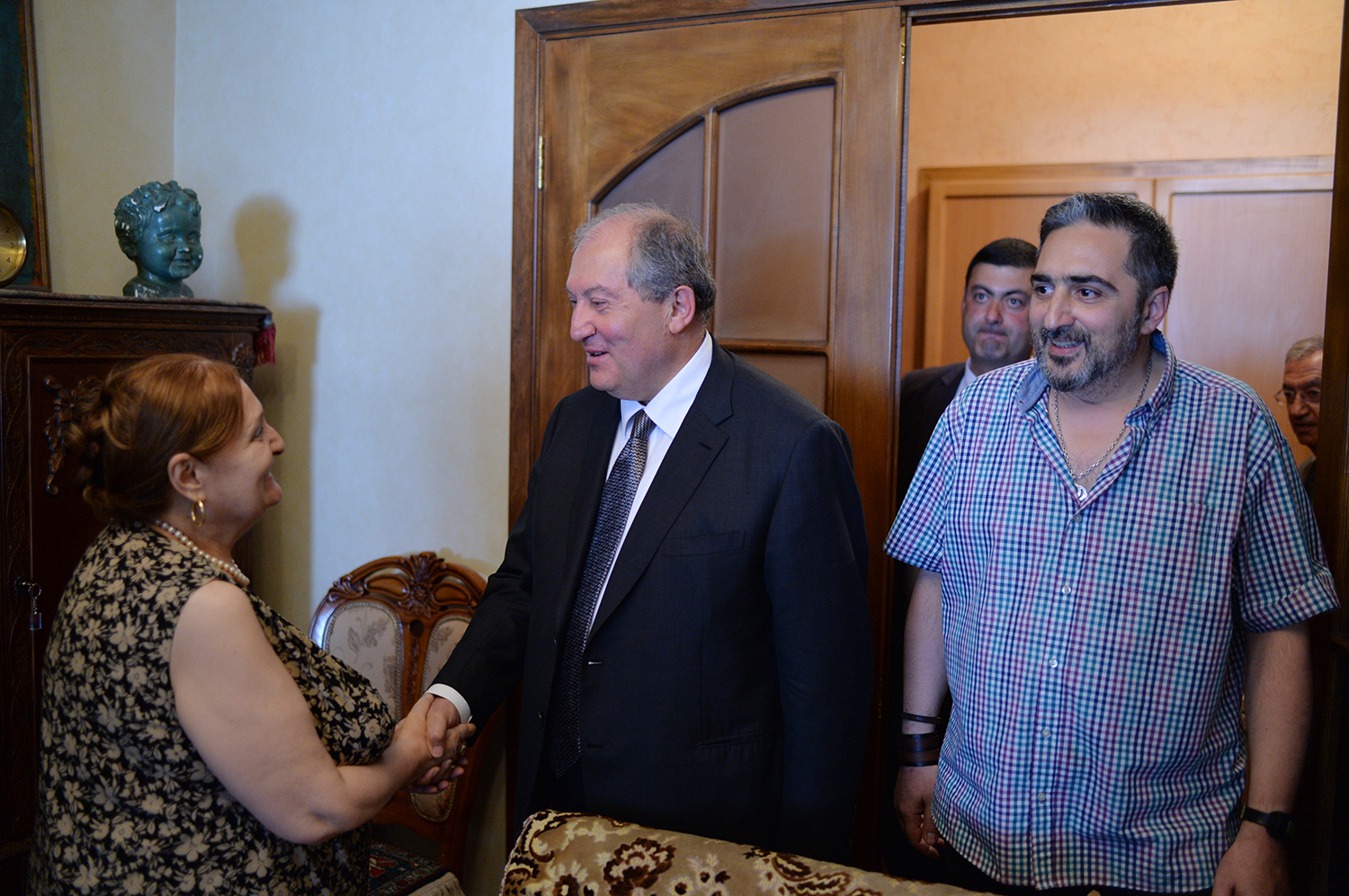 President Sarkissian visited the studio of the great artist Minas Avetissian