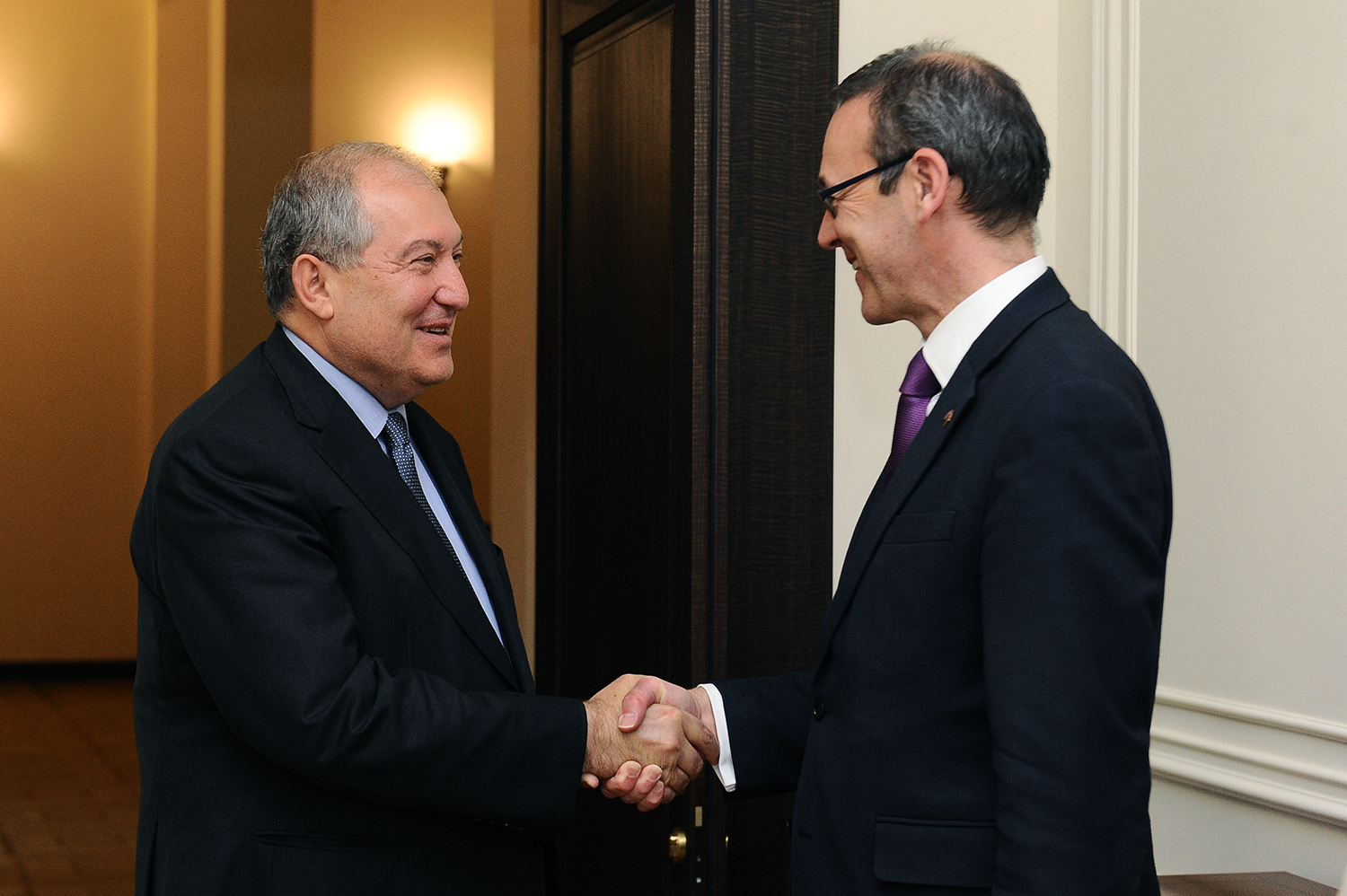 President Armen Sarkissian received Simon McDonald