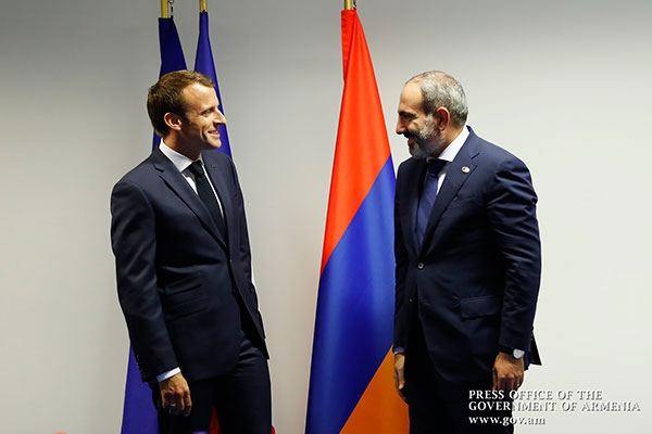 France to continue contributing to Artsakh issue settlement: Macron
