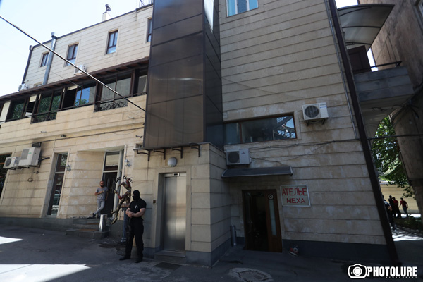 National Security Service operations in Alexander Sargsyan’s apartment