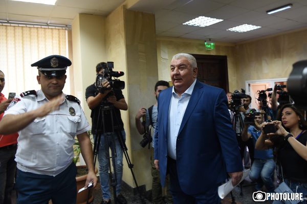 Robert Kocharyan’s interrogation started, Khachaturov in Special Investigative Service