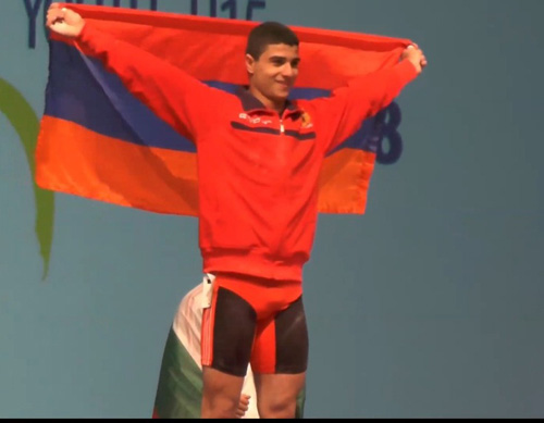 Mnatsakan Abrahamyan is European U15 weightlifting silver medalist