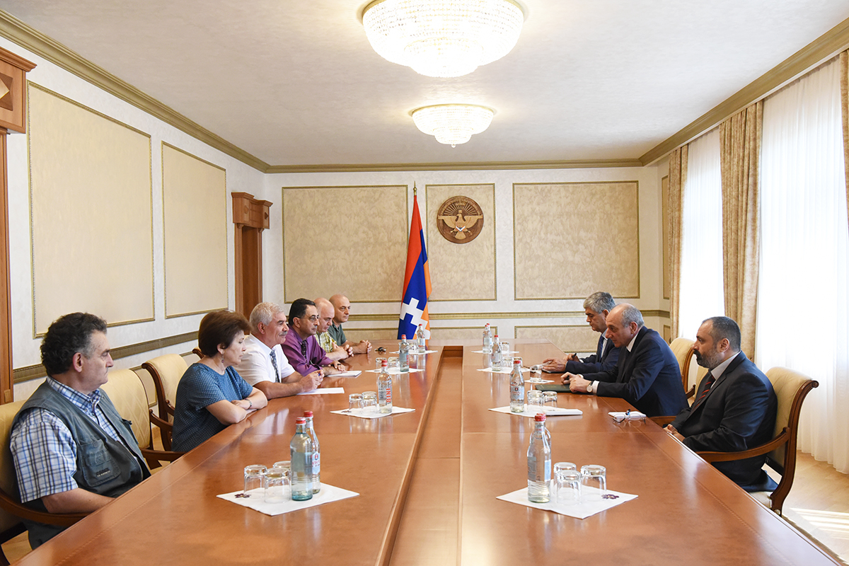 Bako Sahakyan received a group of members representing the Council of Armenian Specialists