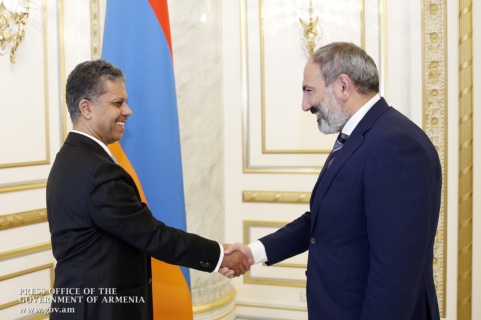 PM receives UAE Ambassador to Armenia